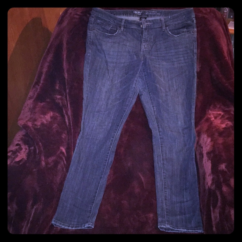 Mossimo Women’s Blue Jeans sz 12 R/R